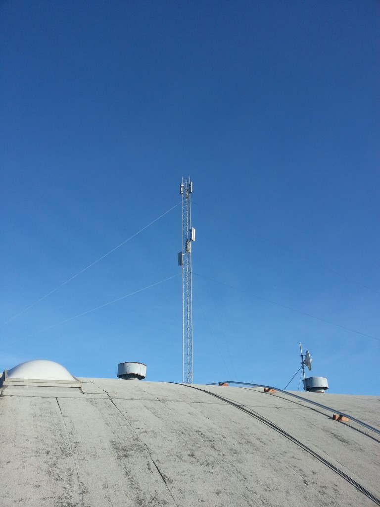 Antenna on 2512 Florida Avenue, Richmond to offer free Internet for those with antennas on their roofs
